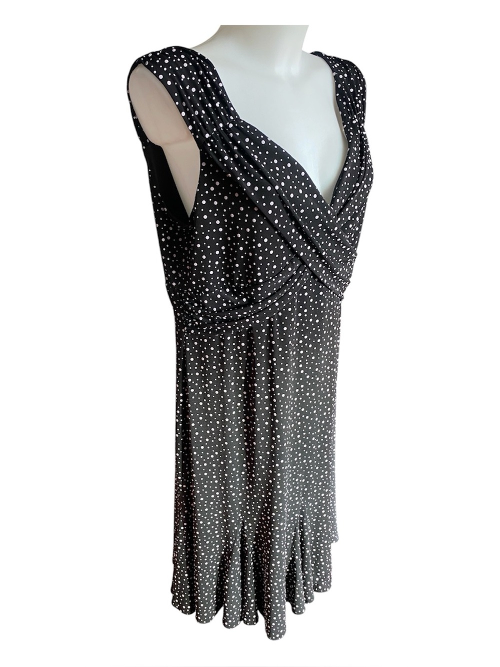 Frank Lyman Design Sleeveless Faux Wrap Polka Dot Dress Dress Size 18